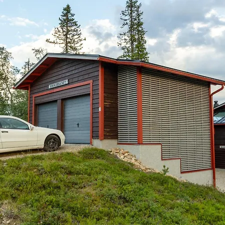 Kiisa A&b Two With Aurora *