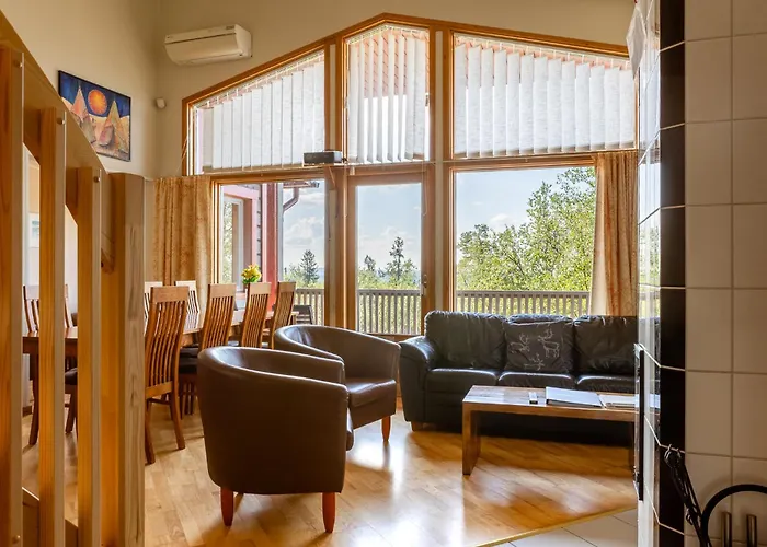 Kiisa A&b Two With Aurora Saariselkä